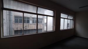 Aluga-se conjunto comercial 